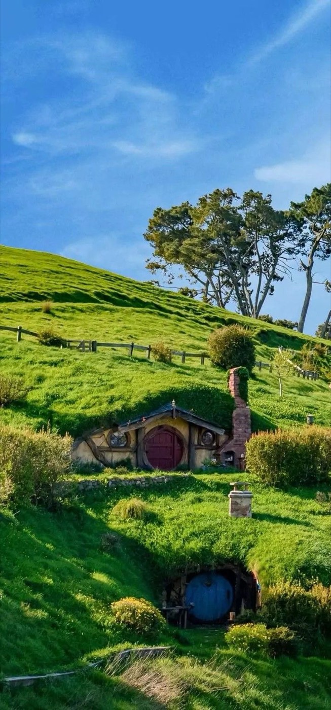 Hobbiton hills, New Zealand